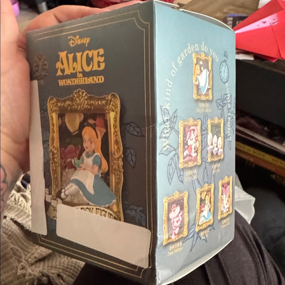 Disney White Rabbit 3D Picture Frame - Picture 4 of 4